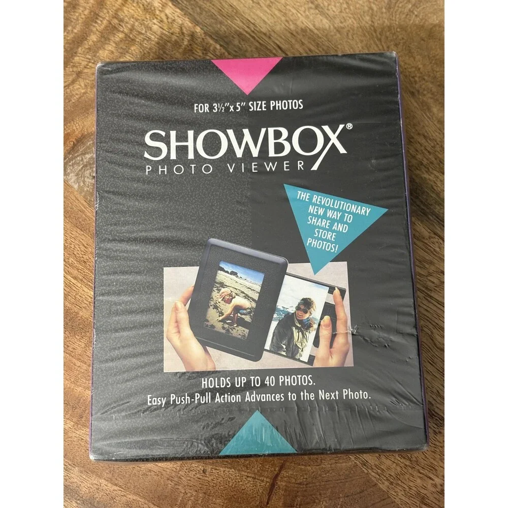 Vintage Showbox Photo Viewer 3.5x5 35mm Holds 40 Photos Charcoal Gray Plastic